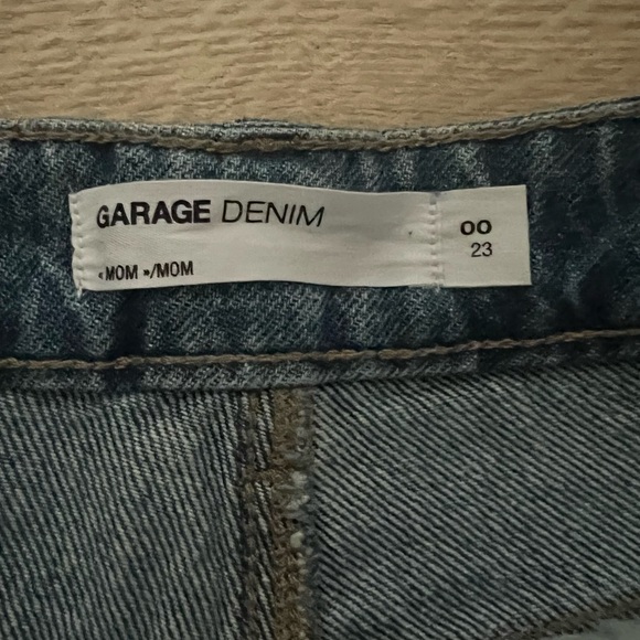 Garage Isa Blue Mom Jeans - New with tags - Picture 5 of 5